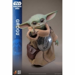 Grogu di Hot Toys - LMS016 - Star Wars: The Mandalorian e Grogu in scala 1/1 action figure
