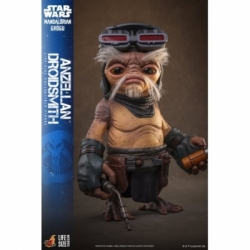 Anzellan Droidsmith di Hot Toys - LMS017 - Star Wars: The Mandalorian e Grogu in scala 1/1 action figure