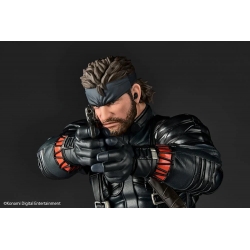 Naked Snake (Sneaking Suit) Revoltech Amazing Yamaguchi van Kaiyodo - Metal Gear Solid Delta : Snake Eater 17 cm actiefiguur