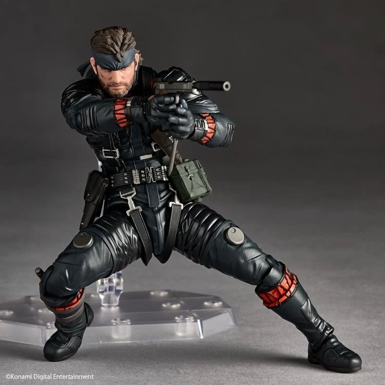 Naked Snake (Sneaking Suit) Revoltech Amazing Yamaguchi van Kaiyodo - Metal Gear Solid Delta : Snake Eater 17 cm actiefiguur