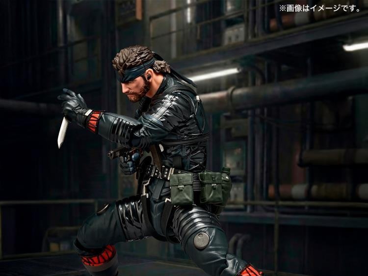 Naked Snake (Sneaking Suit) Revoltech Amazing Yamaguchi van Kaiyodo - Metal Gear Solid Delta : Snake Eater 17 cm actiefiguur