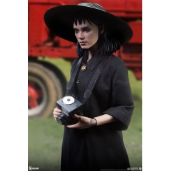 Lydia Deetz Sixth Scale von Sideshow Collectibles - Beetlejuice 1/6 Maßstab Actionfigur