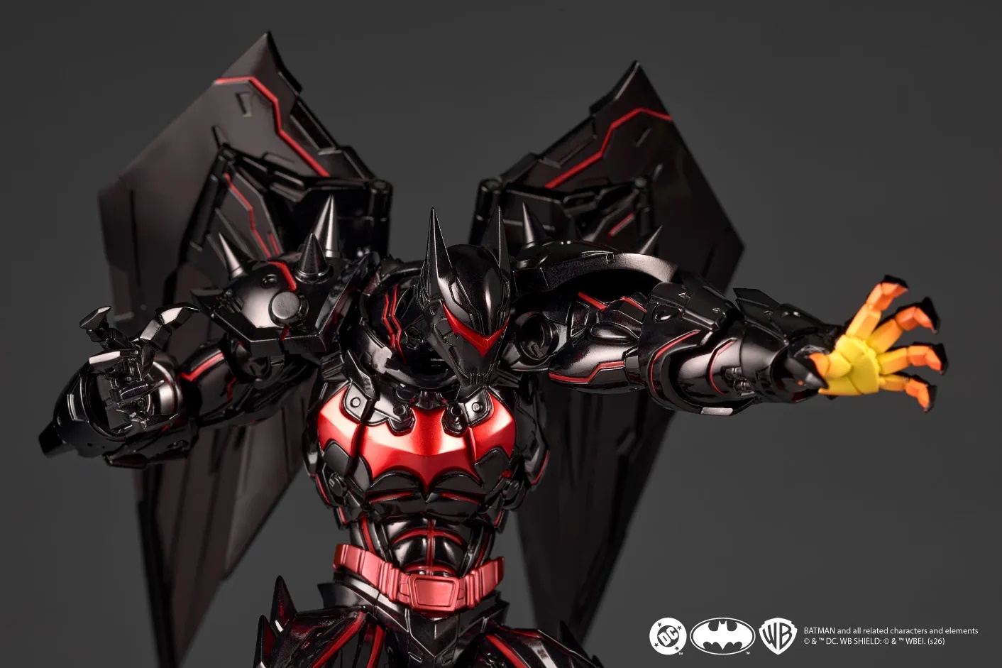 Hellbat Revoltech Amazing Yamaguchi von Kaiyodo - Batman 19 cm Actionfigur
