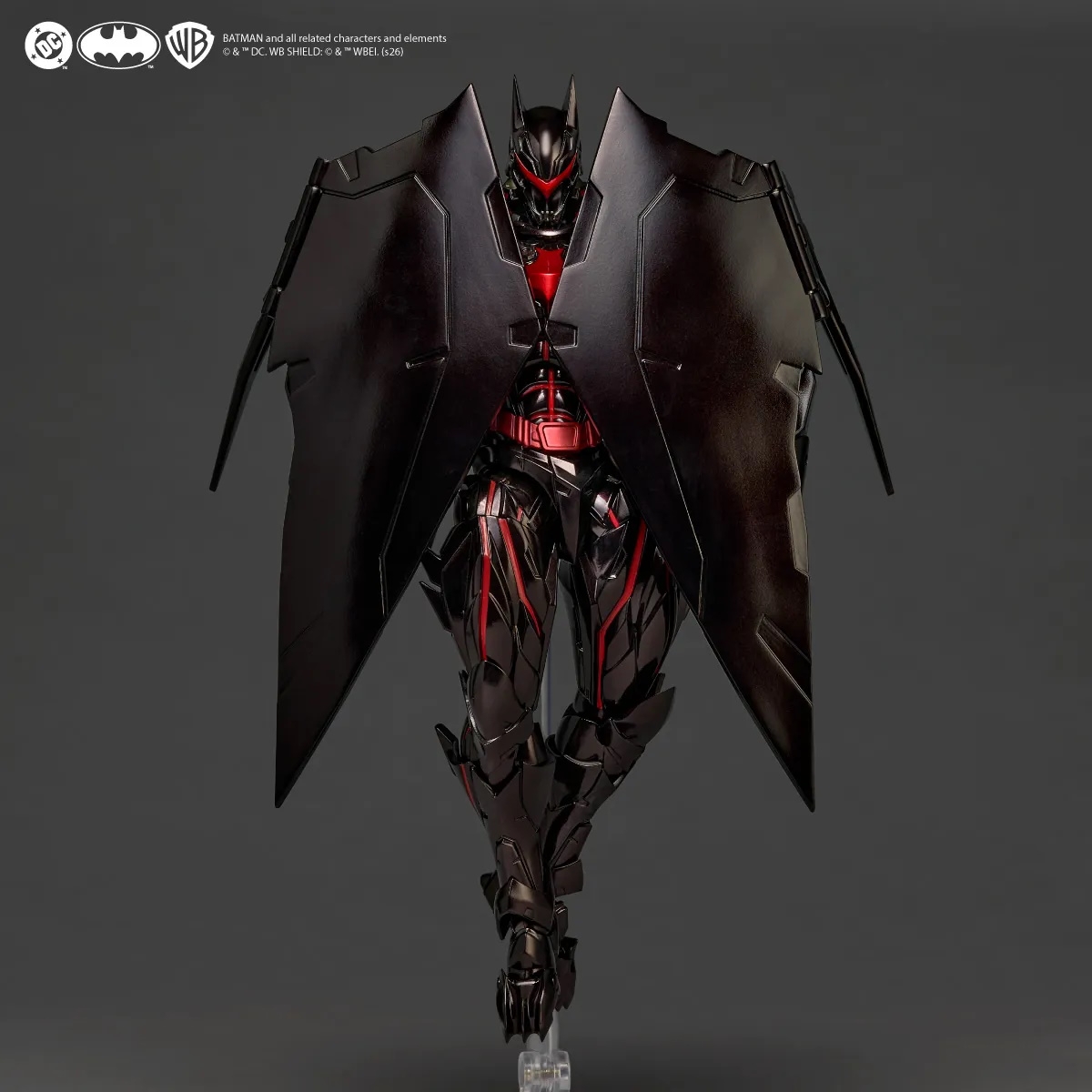 Hellbat Revoltech Amazing Yamaguchi par Kaiyodo - figurine Batman de 19 cm