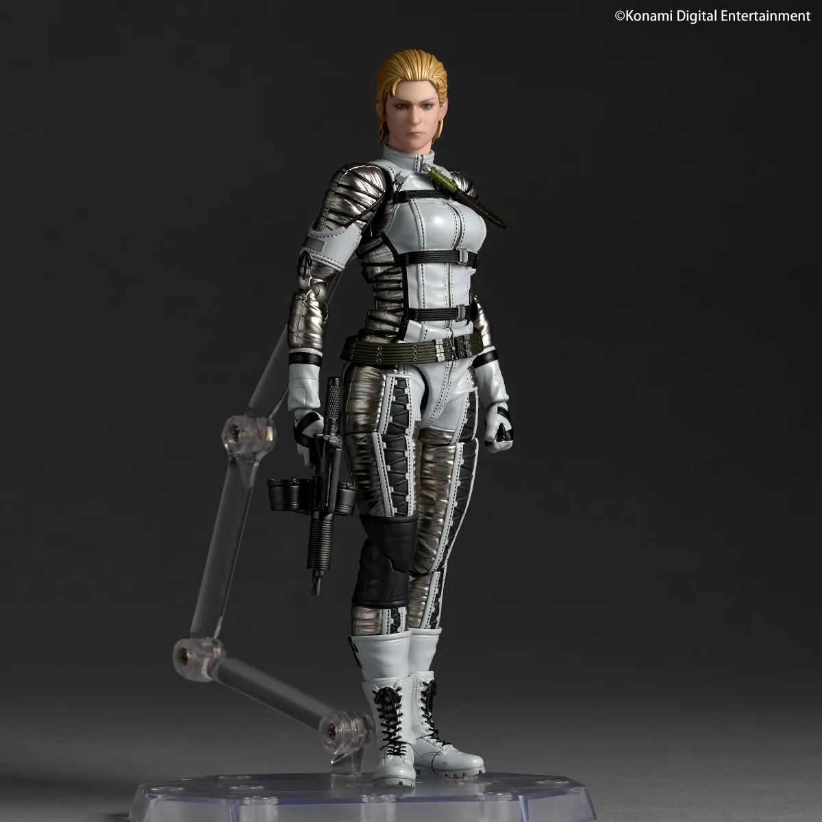 The Boss Revoltech Amazing Yamaguchi van Kaiyodo - Metal Gear Solid: Snake Eater 16 cm actiefiguur