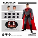 Superman (Red Son) One:12 par Mezco - figurine 1/12 DC Comics de 17 cm