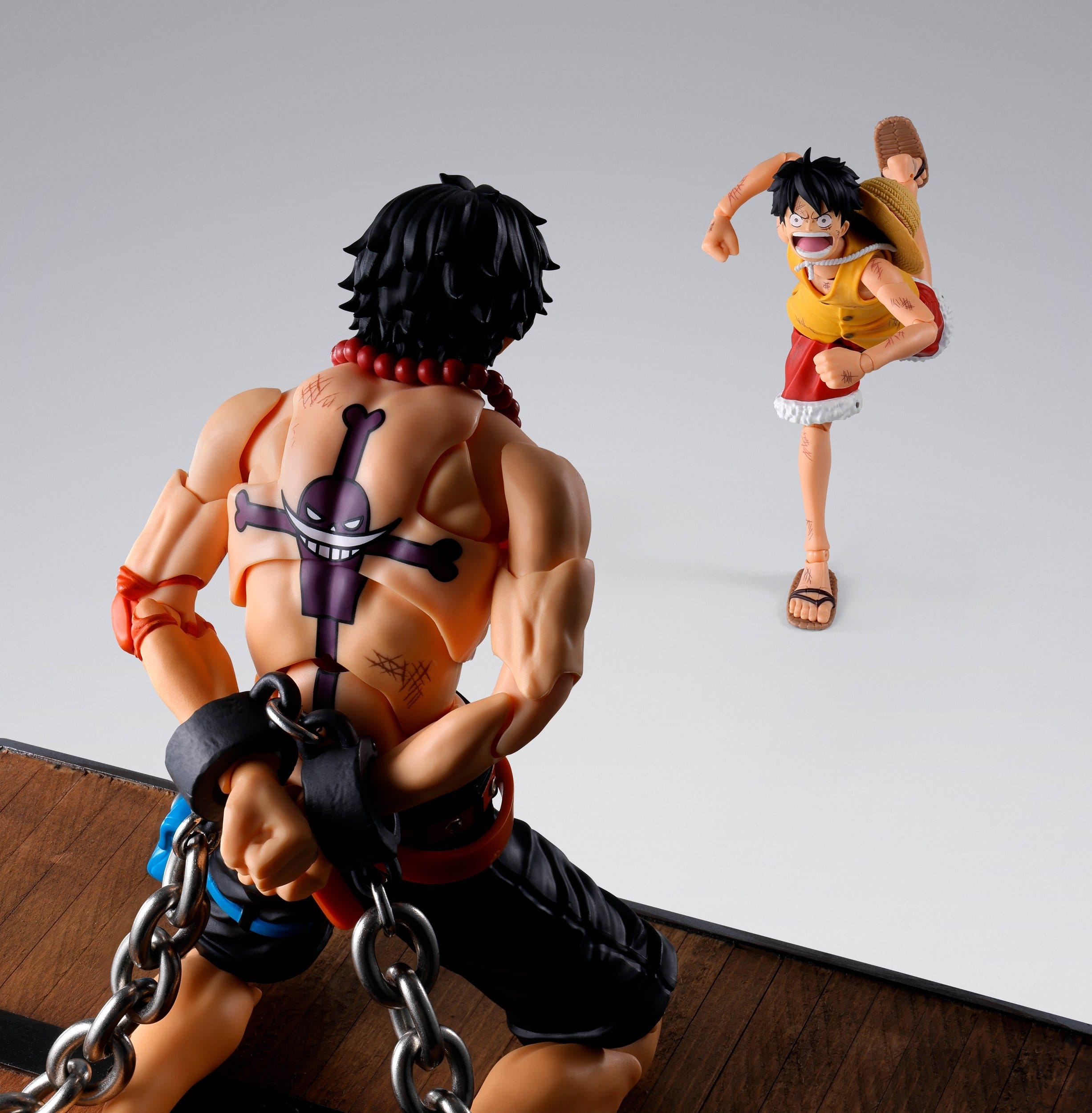 Portgas D Ace (Marineford) SH Figuarts van Bandai Tamashii Nations - One Piece 16 cm actiefiguur