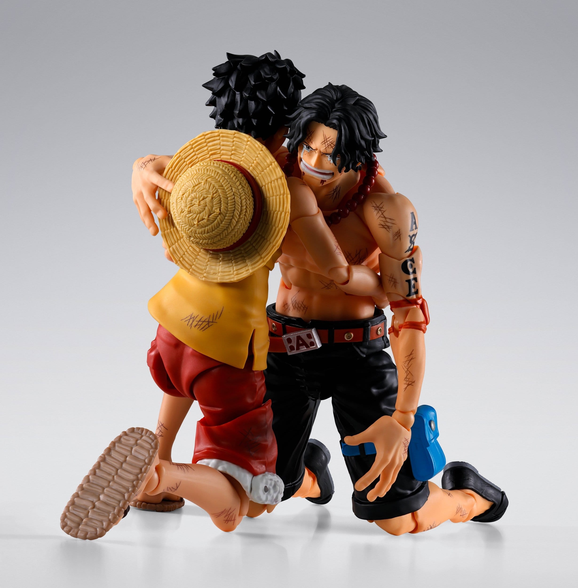 Portgas D Ace (Marineford) SH Figuarts par Bandai Tamashii Nations - figurine One Piece de 16 cm
