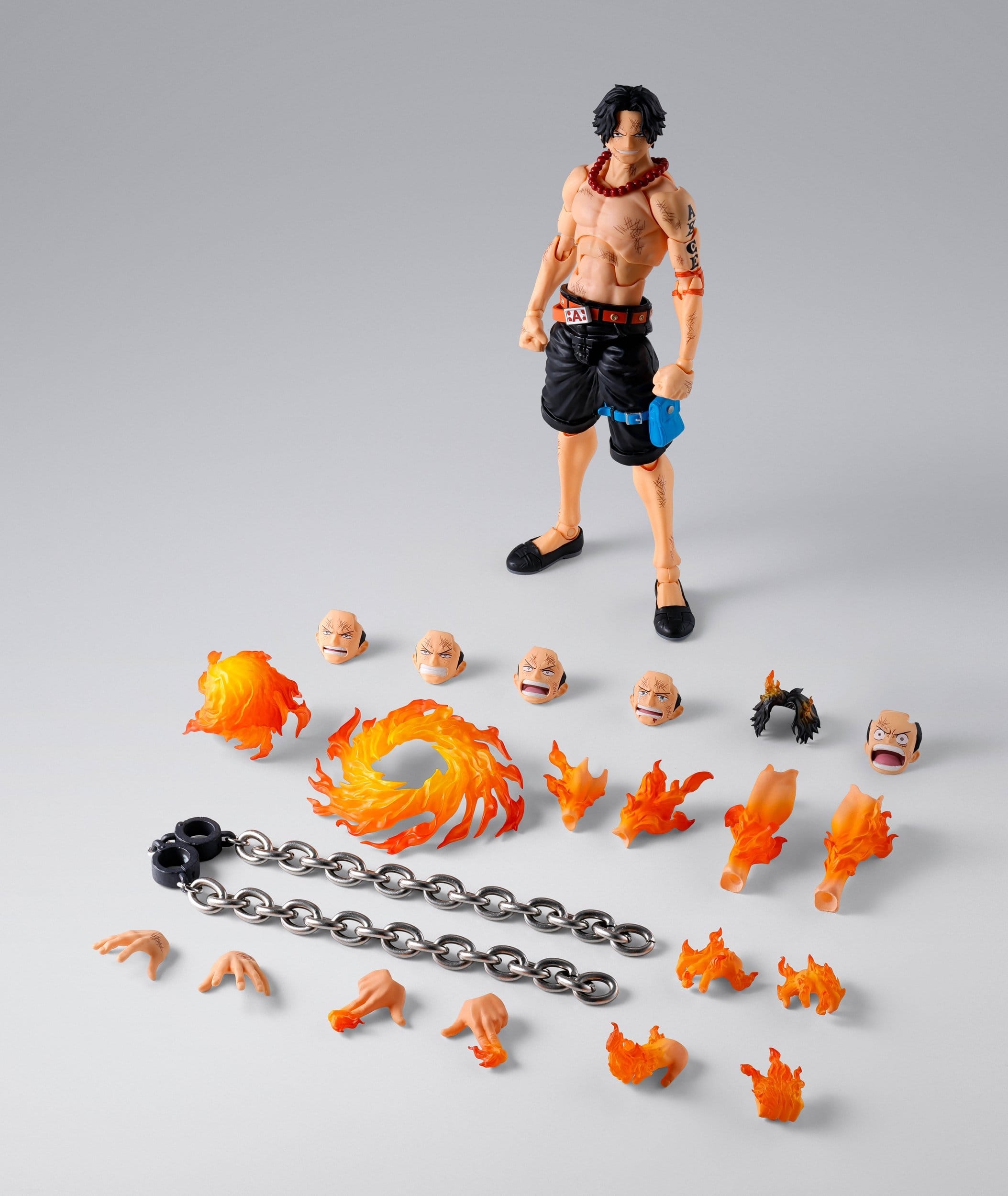 Portgas D Ace (Marineford) SH Figuarts par Bandai Tamashii Nations - figurine One Piece de 16 cm