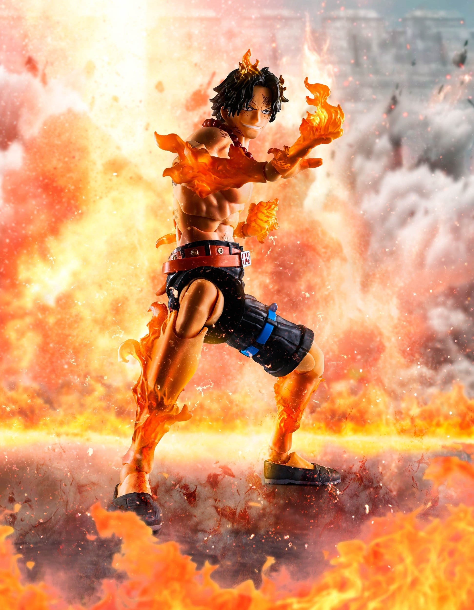 Portgas D Ace (Marineford) SH Figuarts par Bandai Tamashii Nations - figurine One Piece de 16 cm