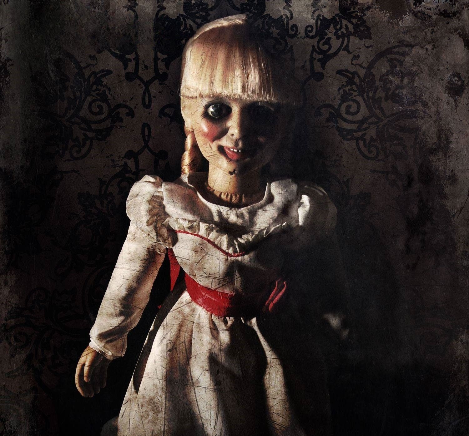 Annabelle Prop Replica van Mezco Reprint version - The Conjuring 1/1 schaal actiefiguur
