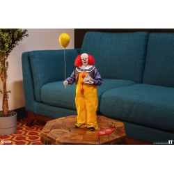 Pennywise Sixth Scale par Sideshow Collectibles - figurine 1/6 Ça (1990) de 30 cm