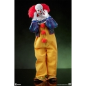 Pennywise Sixth Scale di Sideshow Collectibles - It (1990) in scala 1/6 action figure