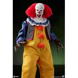 Pennywise Sixth Scale by Sideshow Collectibles - It (1990) 1/6 scale action figure
