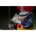 Pennywise Sixth Scale di Sideshow Collectibles - It (1990) in scala 1/6 action figure