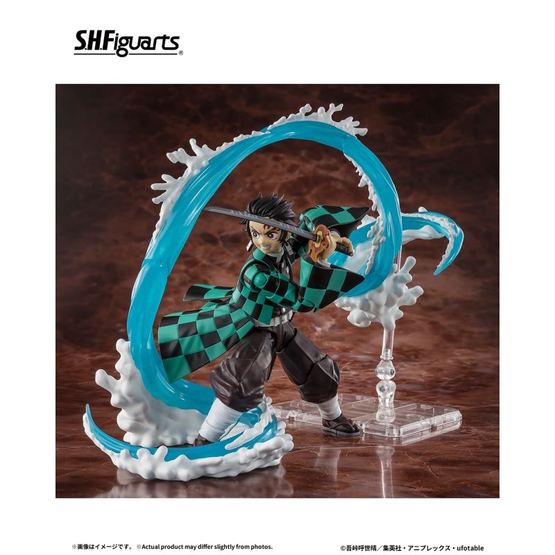 Tanjiro Kamado and Giyu Tomioka Water Breathing Effect Parts SH Figuarts von Tamashii Nations - Demon Slayer
