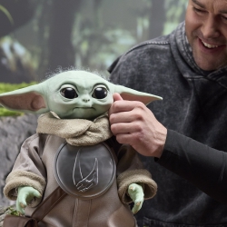 Grogu Animatronic Ultimate Collector by Hasbro - Star Wars : The Mandalorian And Grogu 1/1 scale action figure