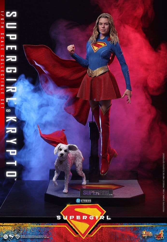Supergirl and Krypto di Hot Toys - MMS869 - action figure Supergirl alta 28 cm