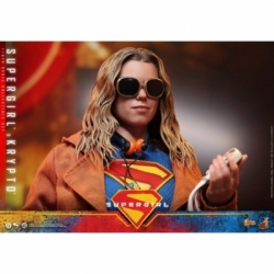 Supergirl and Krypto von Hot Toys - MMS869 - Supergirl 28 cm Actionfigur