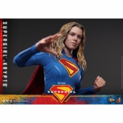 Supergirl and Krypto par Hot Toys - MMS869 - figurine Supergirl de 28 cm