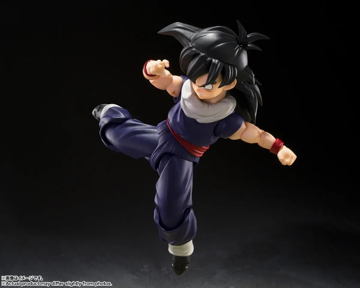 Son Gohan (Z-Fighters) SH Figuarts Limited Edition par Bandai Tamashii Nations - figurine Dragon Ball Z de 11 cm