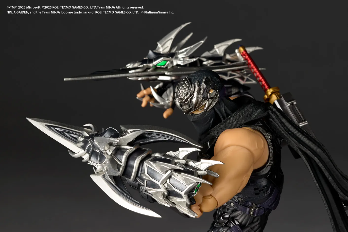 Ryu Hayabusa Revoltech Amazing Yamaguchi di Kaiyodo - action figure Ninja Gaiden 4 alta 16 cm