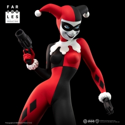 Harley Quinn by Fariboles Productions - Batman: The Animated Series 26 cm figure