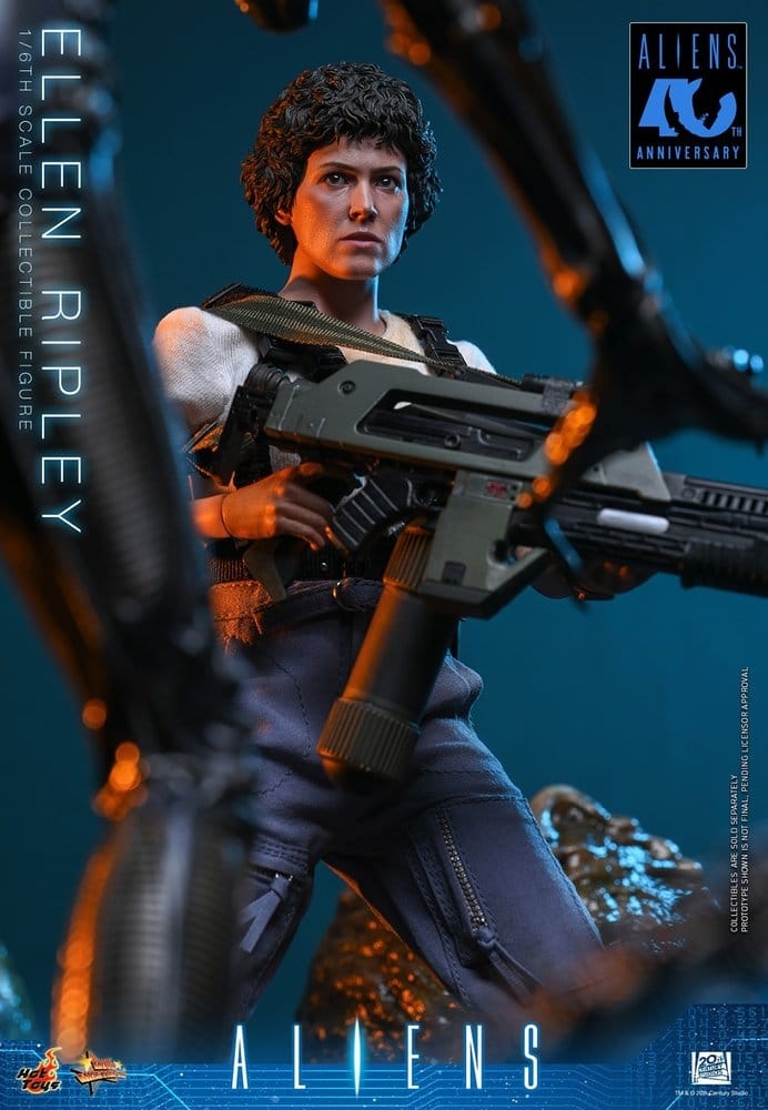 Ellen Ripley Collector par Hot Toys - MMS894 - figurine 1/6 Aliens de 30 cm