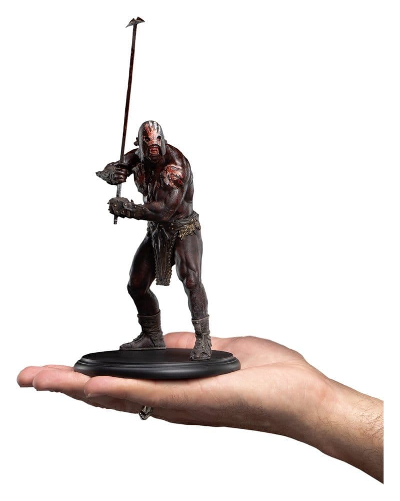 Uruk-hai Berserker Miniature Statue par Weta Workshop - figurine Le Seigneur des Anneaux de 24 cm