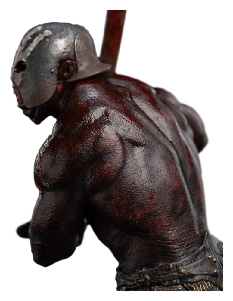 Uruk-hai Berserker Miniature Statue by Weta Workshop - The Lord Of The Rings 24 cm figure