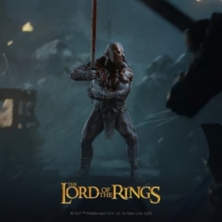 Uruk-hai Berserker Miniature Statue par Weta Workshop - figurine Le Seigneur des Anneaux de 24 cm