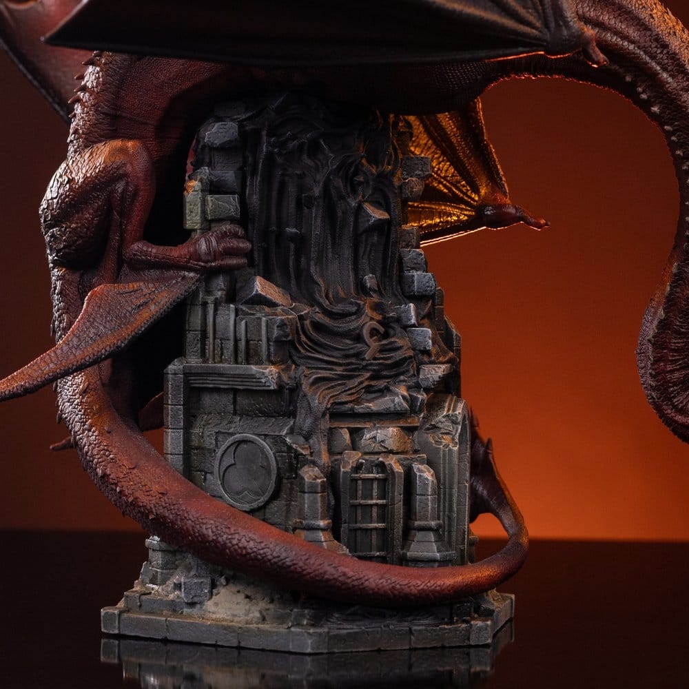 Caraxes Icons van Iron Studios - House of the Dragon 35 cm figuur