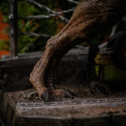T-Rex Icons van Iron Studios set A version - Jurassic Park 17 cm figuur