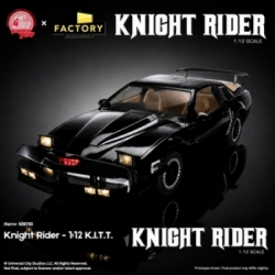K.I.T.T. and Michael Knight par Ramen Toy - figurine 1/12 K-2000 (Knight Rider) de 43 cm