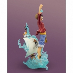Monkey D Luffy (Setting out for the New World) Figuarts Zero STARTune by Bandai Tamashii Nations - One Piece figure