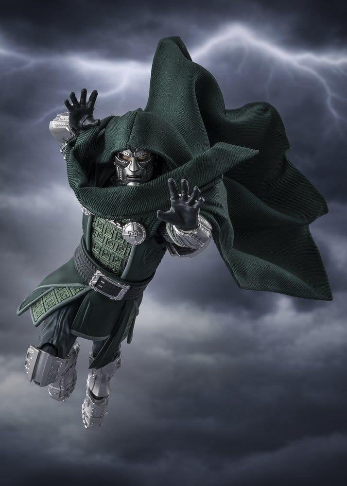 Doctor Doom S.H.Figuarts von Bandai Tamashii Nations - Avengers: Doomsday 16 cm Actionfigur
