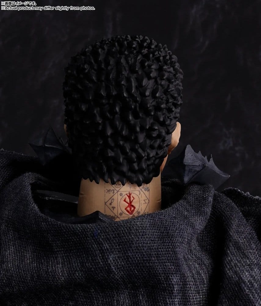 Guts (Berserker Armor) S.H.Figuarts Re-Release par Bandai Tamashii Nations - figurine Berserk de 16 cm