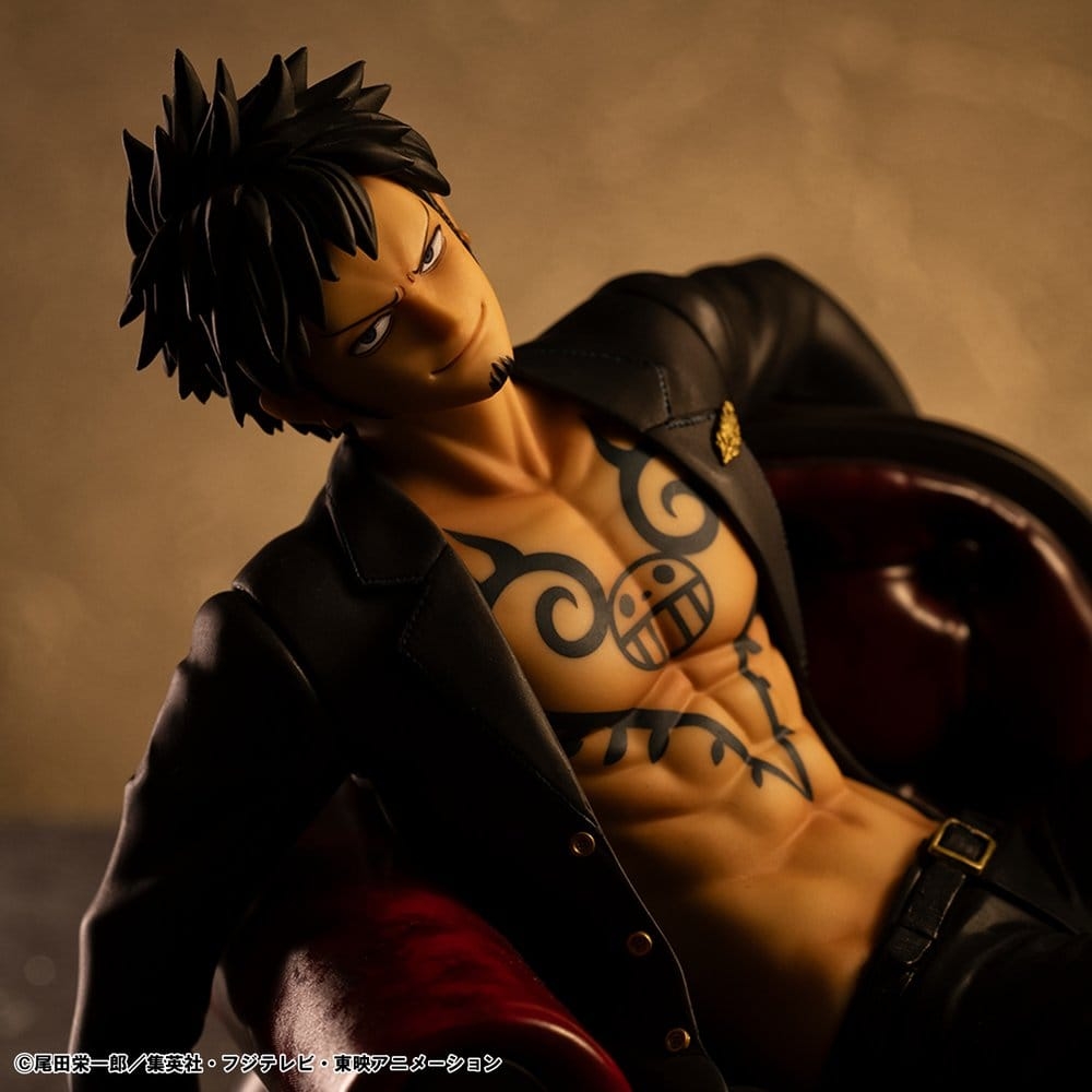Trafalgar Law Portrait of Pirates P.O.P. S.O.C. di Megahouse Ver.R version - figura One Piece alta 28 cm