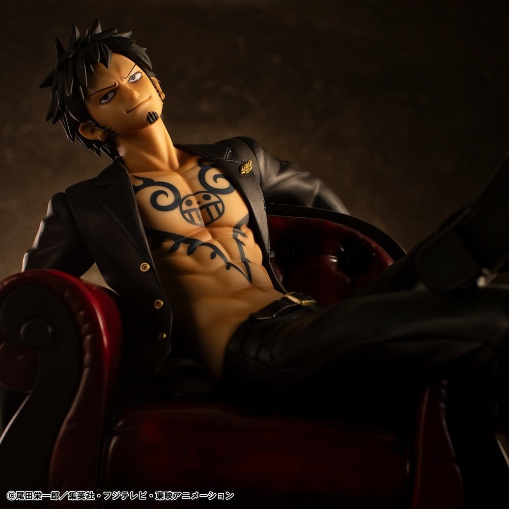 Trafalgar Law Portrait of Pirates P.O.P. S.O.C. di Megahouse Ver.R version - figura One Piece alta 28 cm