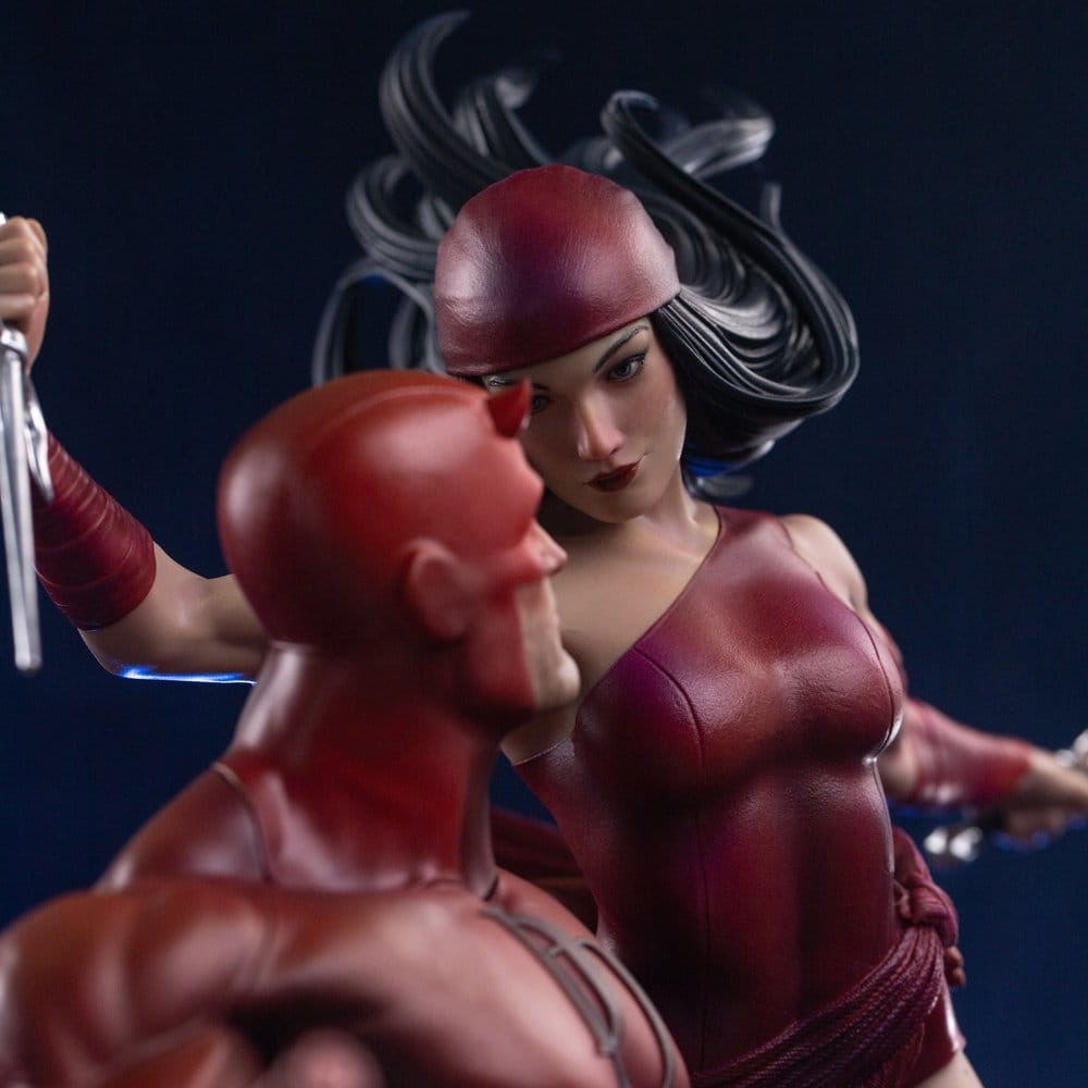 Daredevil and Elektra di Iron Studios - diorama Marvel Comics in scala 1/6