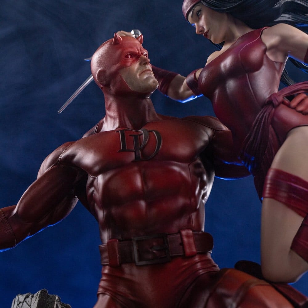 Daredevil and Elektra di Iron Studios - diorama Marvel Comics in scala 1/6