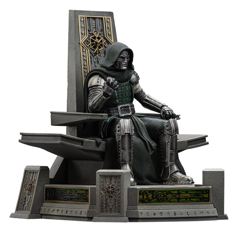 Doctor Doom (on throne) Art Scale di Iron Studios - figura Avengers: Doomsday in scala 1/10