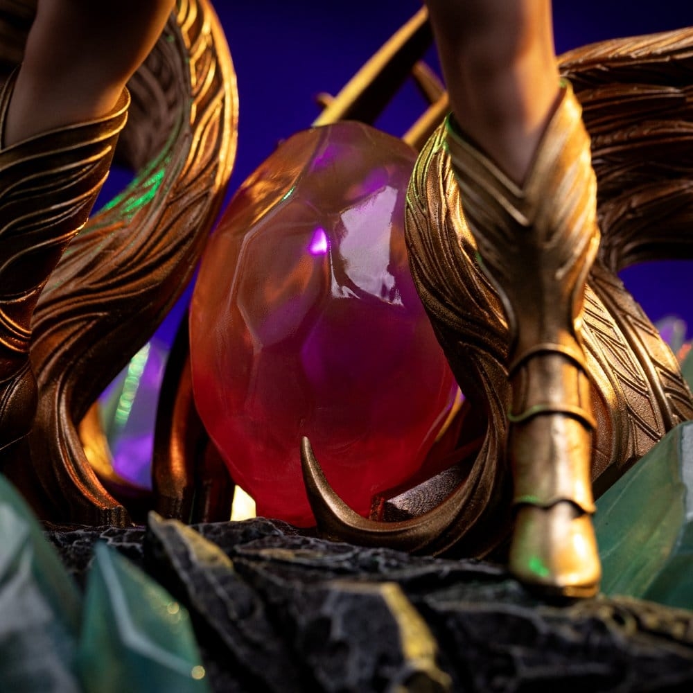She-Ra (Unleashed) Art Scale di Iron Studios - figura Masters of the Universe in scala 1/10