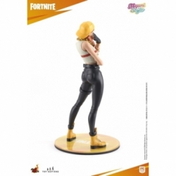 Aura by Hot Toys - Fortnite 1/9 scale figure