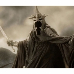 The Witch-King of Angmar Figures of Fandom par Weta Workshop - figurine 1/8 Le Seigneur des Anneaux de 31 cm
