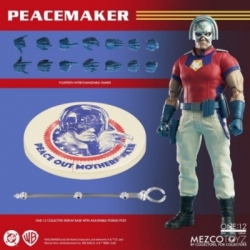 Peacemaker One:12 Collective di Mezco - action figure Peacemaker in scala 1/12