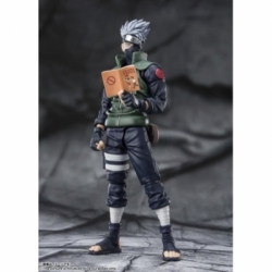 Kakashi Hatake (The Famed Sharingan Hero) S.H.Figuarts par Bandai Tamashii Nations - figurine Naruto Shippuden de 16 cm