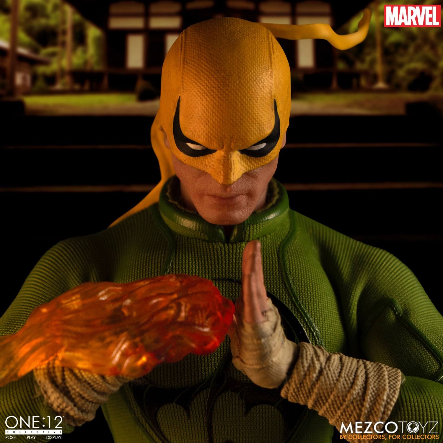 Iron Fist One:12 Collective di Mezco Reissue - action figure Marvel in scala 1/12