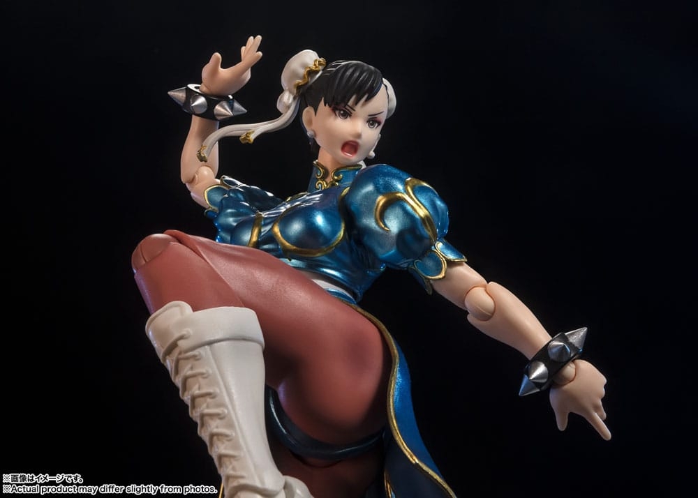 Chun-Li (Outfit 2) S.H.Figuarts di Bandai Tamashii Nations - action figure Street Fighter alta 15 cm